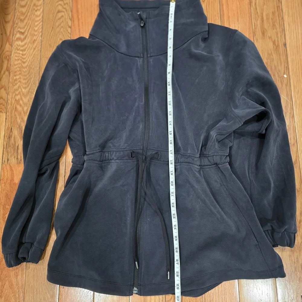 Lululemon Athletica Dark Gray Hooded Jacket - Picture 1 of 10